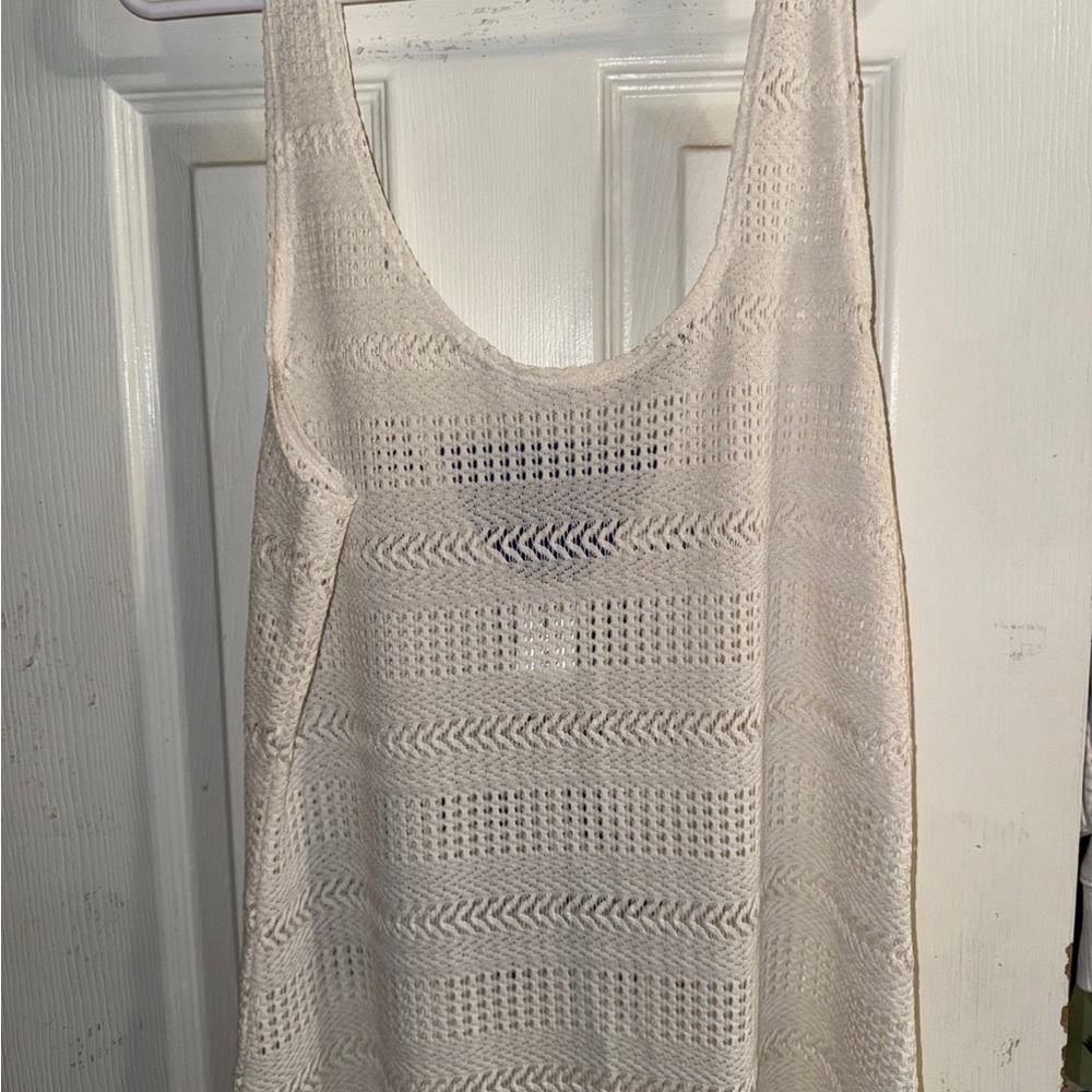 Shade & Shore Ivory Crochet beach cover